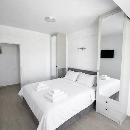 Aparthotel Ema Del Mar - Meraki Mamaia 4*